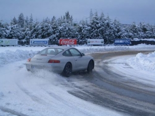  Cours de conduite sur neige 